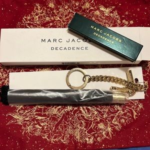 Marc Jacobs Keychain and Decadence perfume 4ml